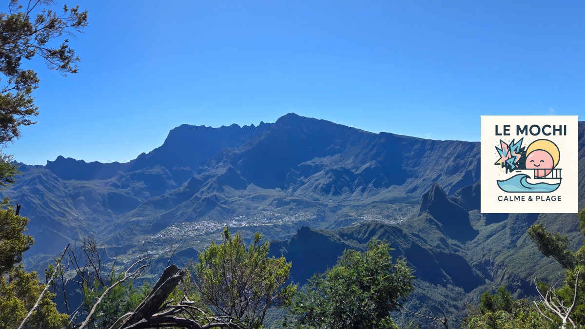 Mochi La Réunion – Cilaos depuis le Dimitile